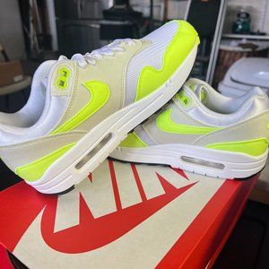 Nike Air Max 1 Women's Shoes